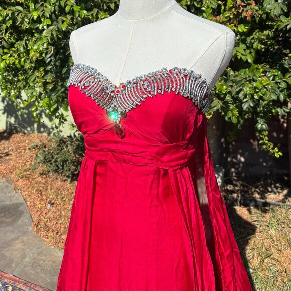 Komal Sood Size 6 Red Formal Gown Crystal Bejewelled Bust Silk Chiffon Luxe - Picture 3 of 11